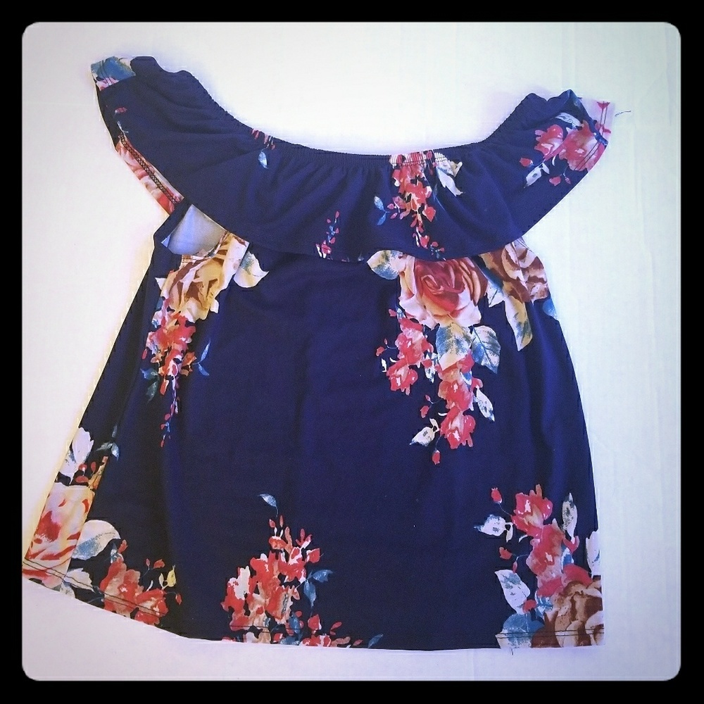 Blue floral top